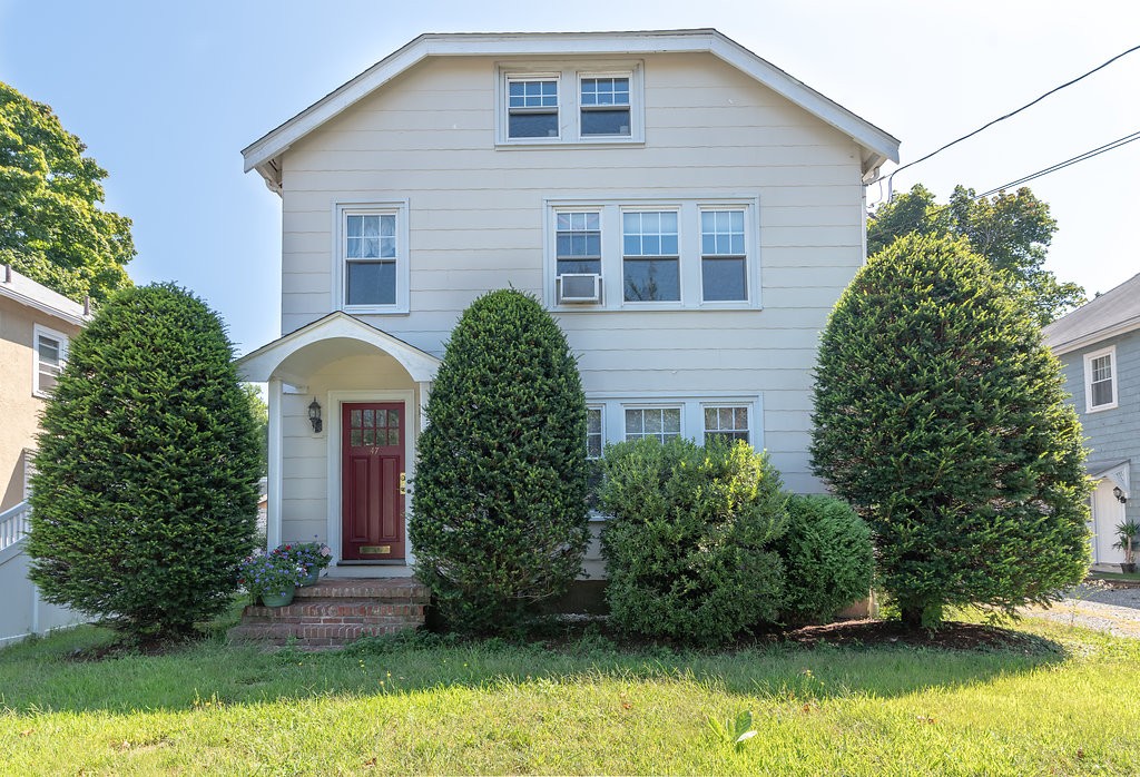 47 Sohier Road, Unit 2 Beverly, MA 01915 - Photo 1 of 24 Gallery Image 1