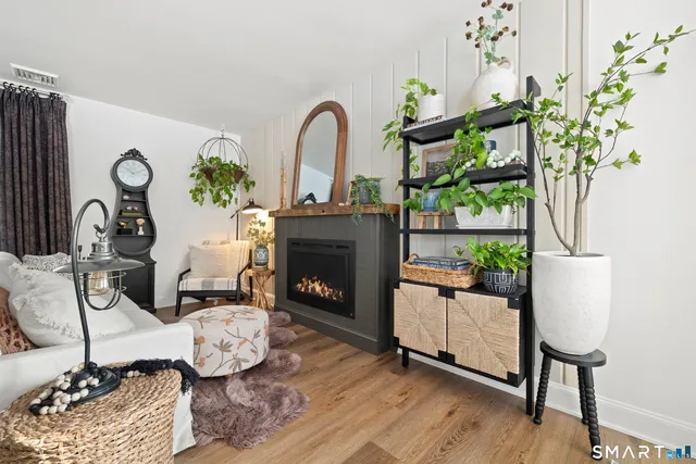 $575,000 | 239 Scotland Road, Norwich, CT 06360