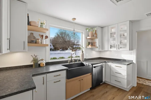 $575,000 | 239 Scotland Road, Norwich, CT 06360