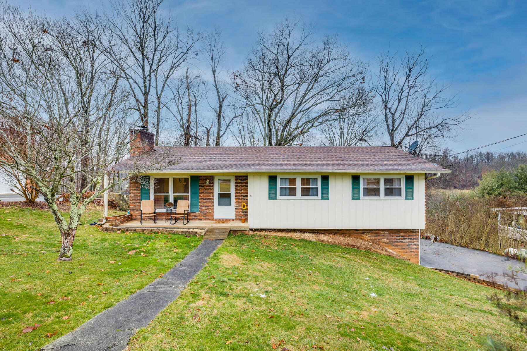 476 Merman Road Kingsport, TN 37663 - Photo 1 of 39 001 (9)