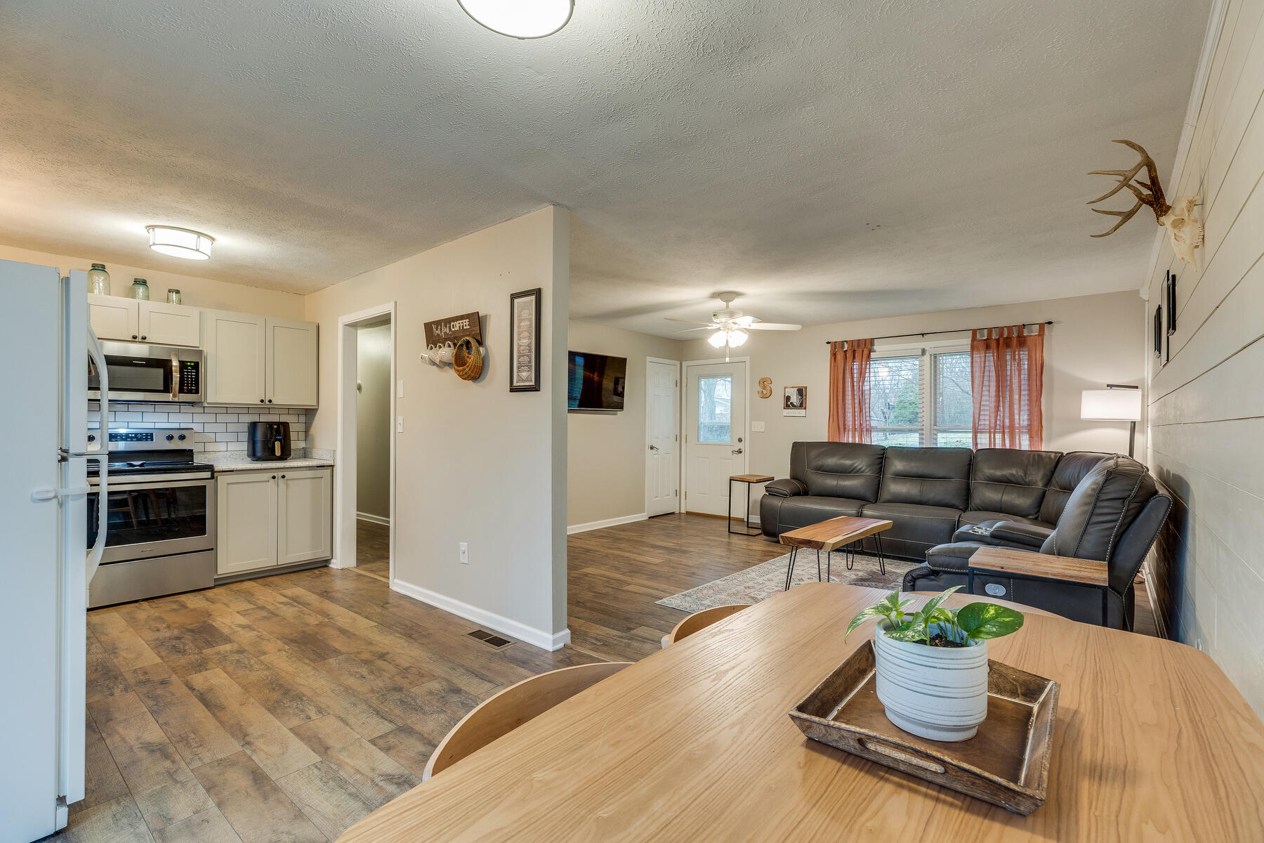 476 Merman Road Kingsport, TN 37663 - Photo 11 of 39 011 (28)