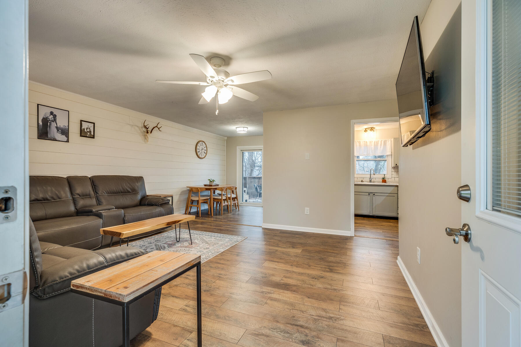 476 Merman Road Kingsport, TN 37663 - Photo 5 of 39 005 (29)