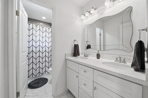 $353,500 | 20 Green Haven Drive, The Woodlands, TX 77381