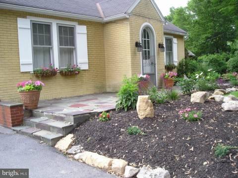 737 Centerville Road Lancaster, PA 17601 - Photo 4 of 10 Gallery Image 4