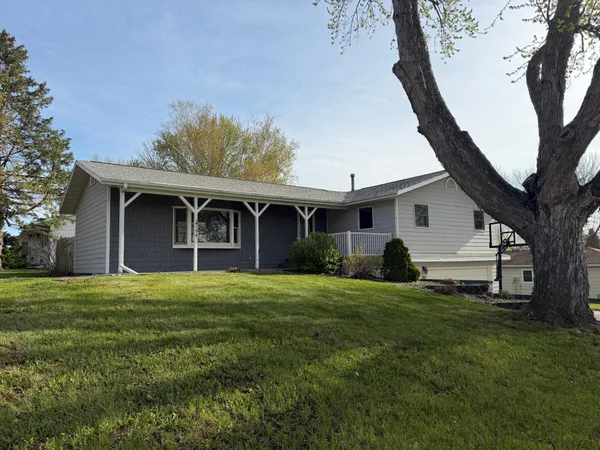 $250,000 | 101 East Virginia Street, Luverne, MN 56156