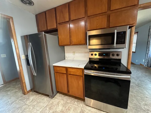 $259,900 | 101 East Virginia Street, Luverne, MN 56156
