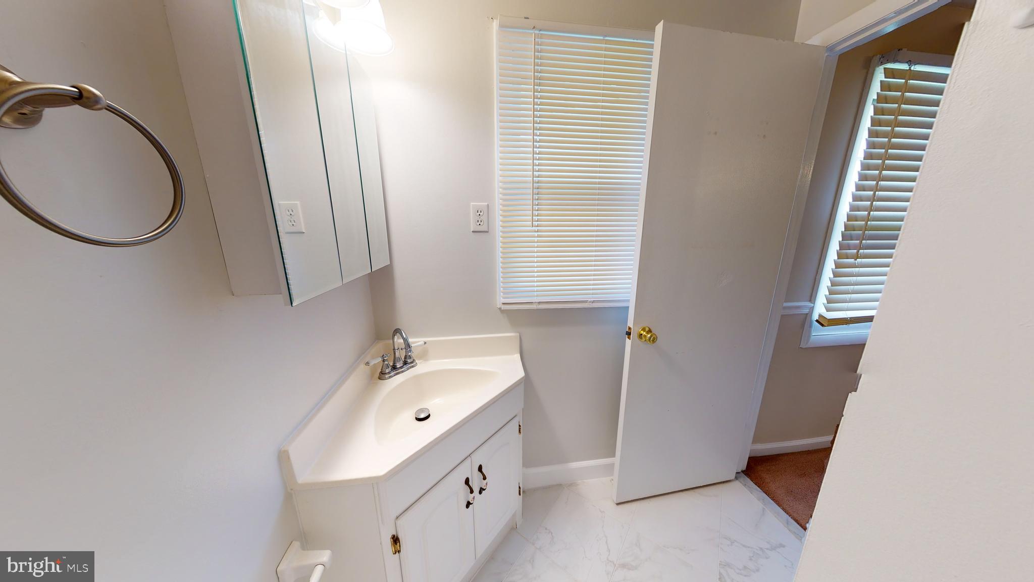 6103 Ronna Circle Waldorf, MD 20601 - Photo 33 of 37 Master Bathroom