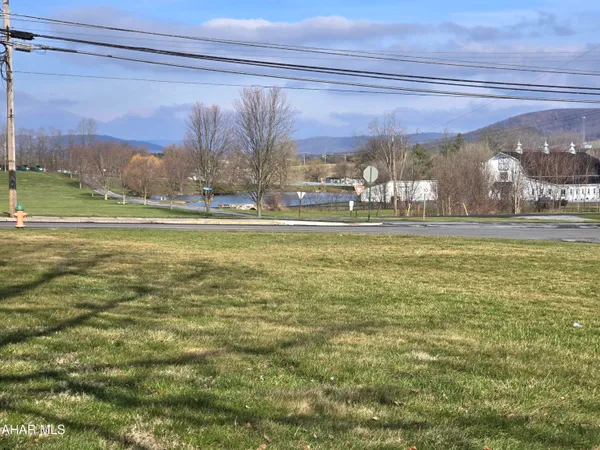 $39,500 | 401 South Market Street, Martinsburg, PA 16662