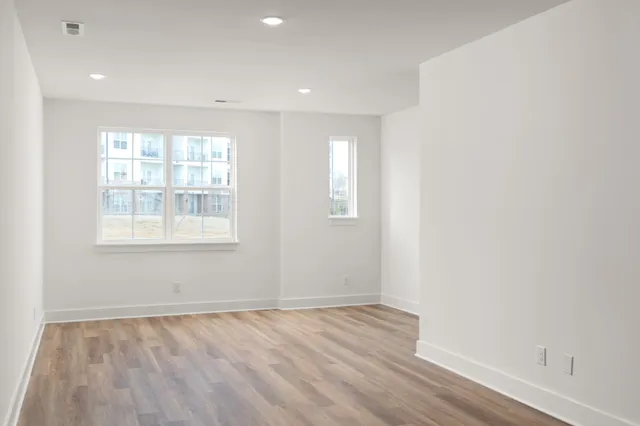 $311,700 | 700 North Dupont Avenue, Unit 114, Madison, TN 37115