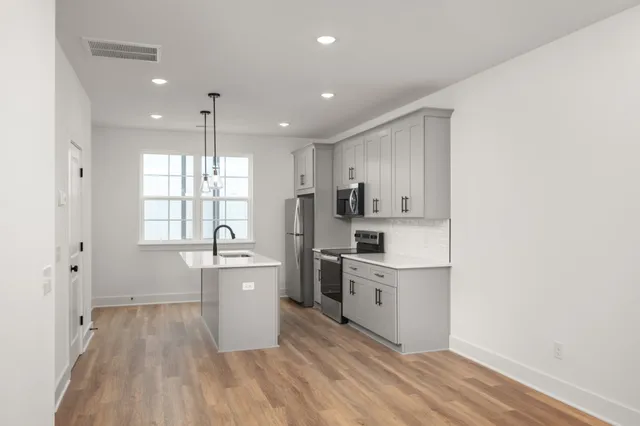 $311,700 | 700 North Dupont Avenue, Unit 114, Madison, TN 37115