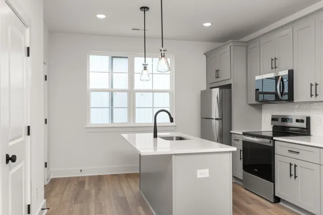 $311,700 | 700 North Dupont Avenue, Unit 114, Madison, TN 37115