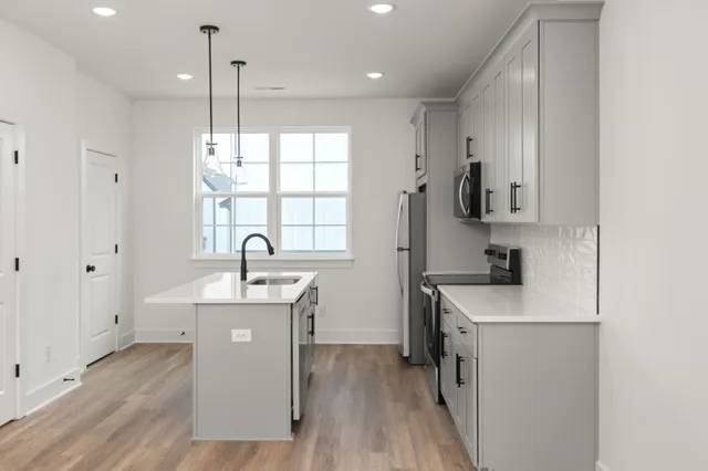 $311,700 | 700 North Dupont Avenue, Unit 114, Madison, TN 37115