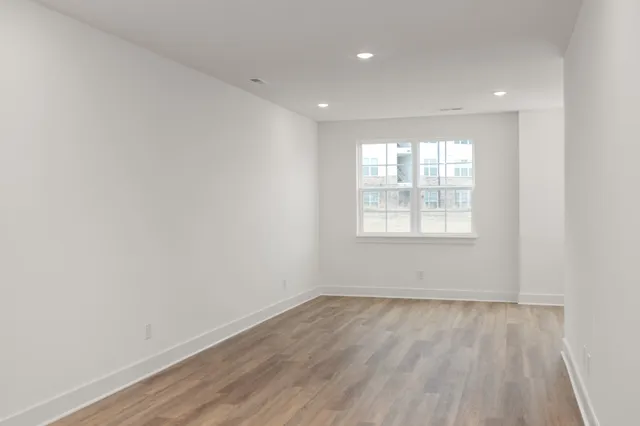 $311,700 | 700 North Dupont Avenue, Unit 114, Madison, TN 37115