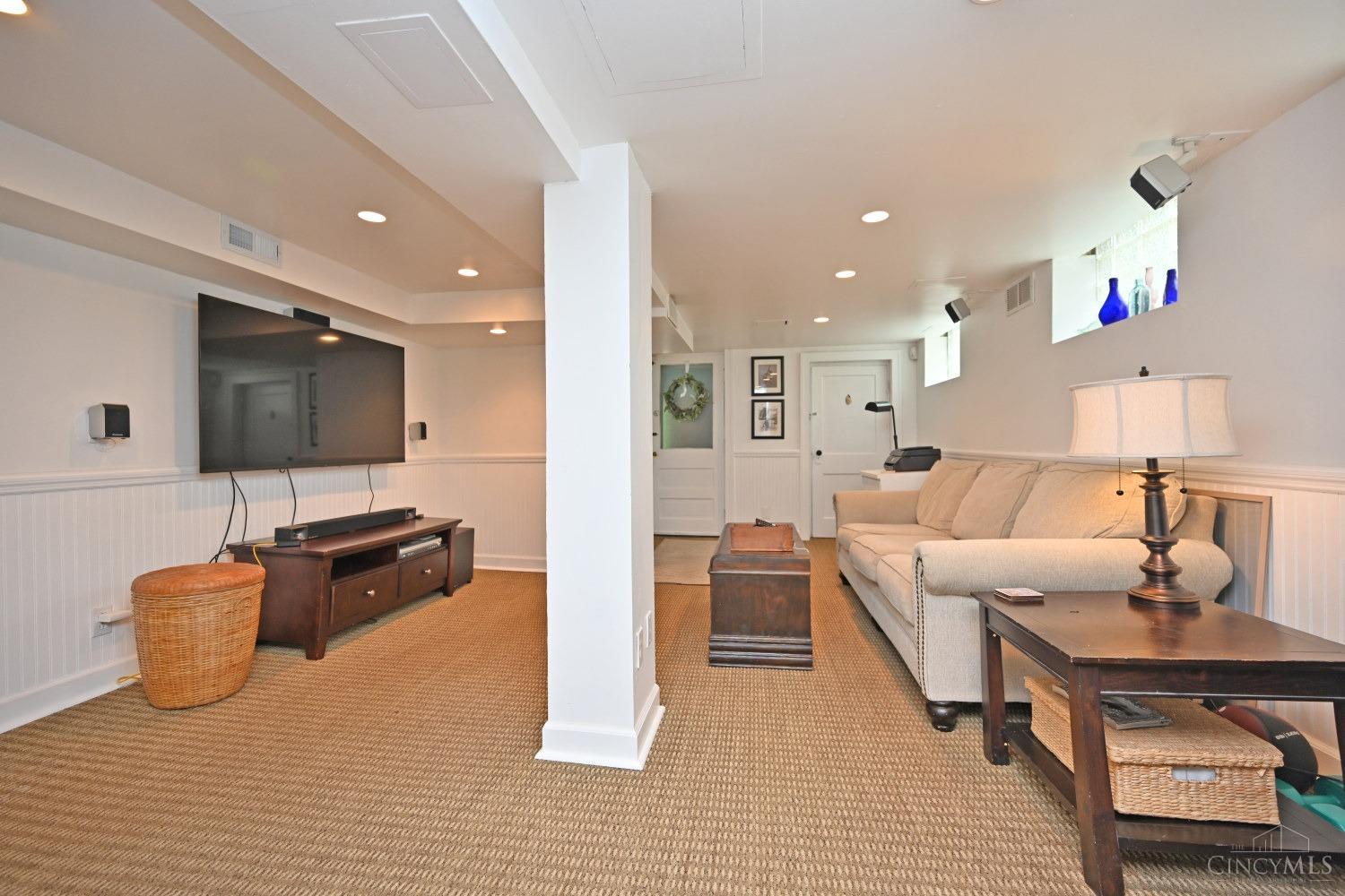 4310 Ridgeview Avenue Cincinnati, OH 45238 - Photo 33 of 40 Gallery Image 33