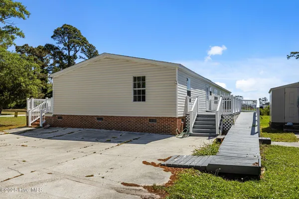 $275,000 | 198 Styron Creek Road, Sealevel, NC 28577