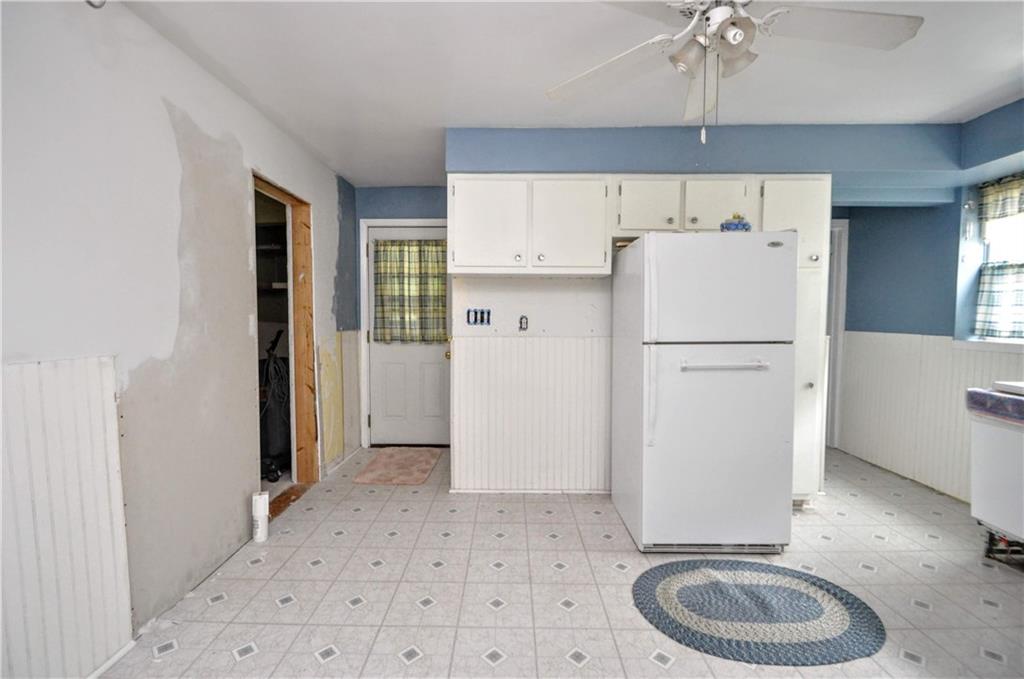 5930 Curry Road Pittsburgh, PA 15236 - Photo 12 of 25 Gallery Image 12