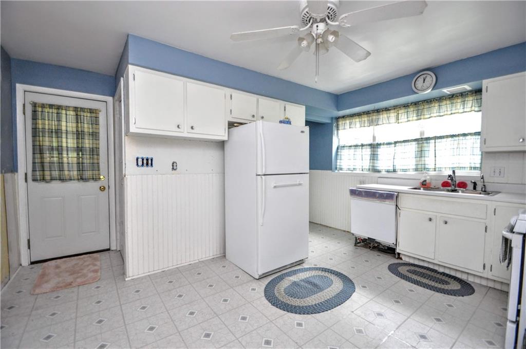 5930 Curry Road Pittsburgh, PA 15236 - Photo 13 of 25 Gallery Image 13