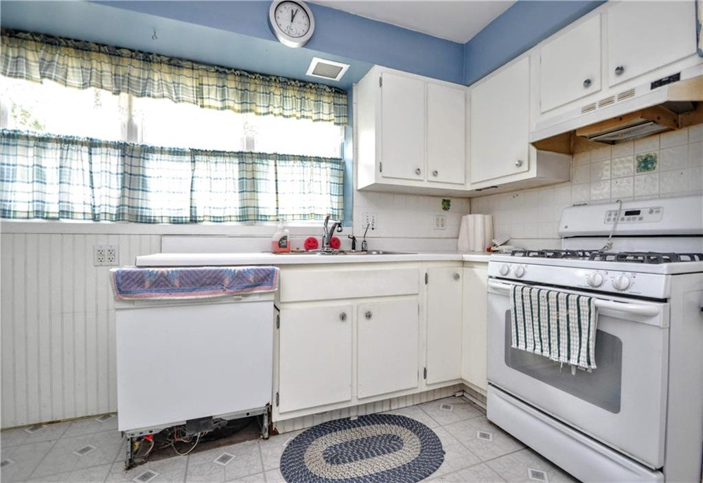 5930 Curry Road Pittsburgh, PA 15236 - Photo 15 of 25 Gallery Image 15