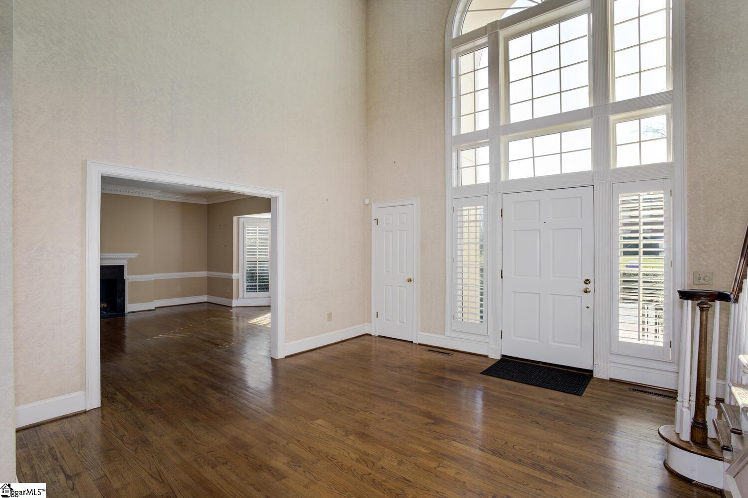 20 Collins Ridge Drive Greenville, SC 29607 - Photo 4 of 36