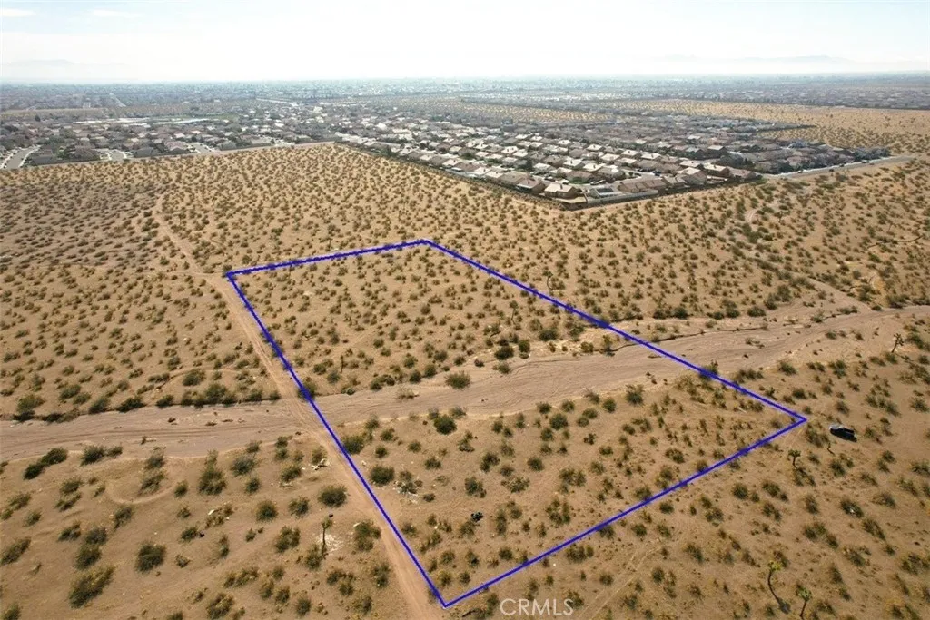 8 Maricopa Road Victorville, CA 92392 - Photo 3 of 14 an aerial view of a balcony