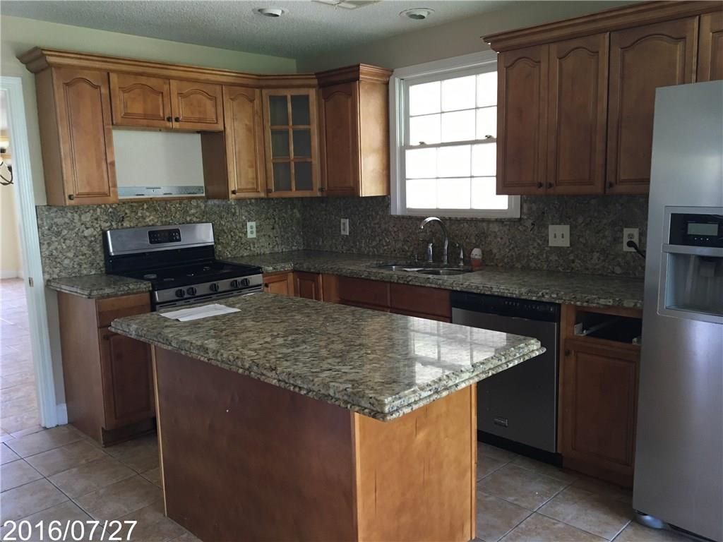 751 Terry Parkway Terrytown, LA 70056 - Photo 6 of 11