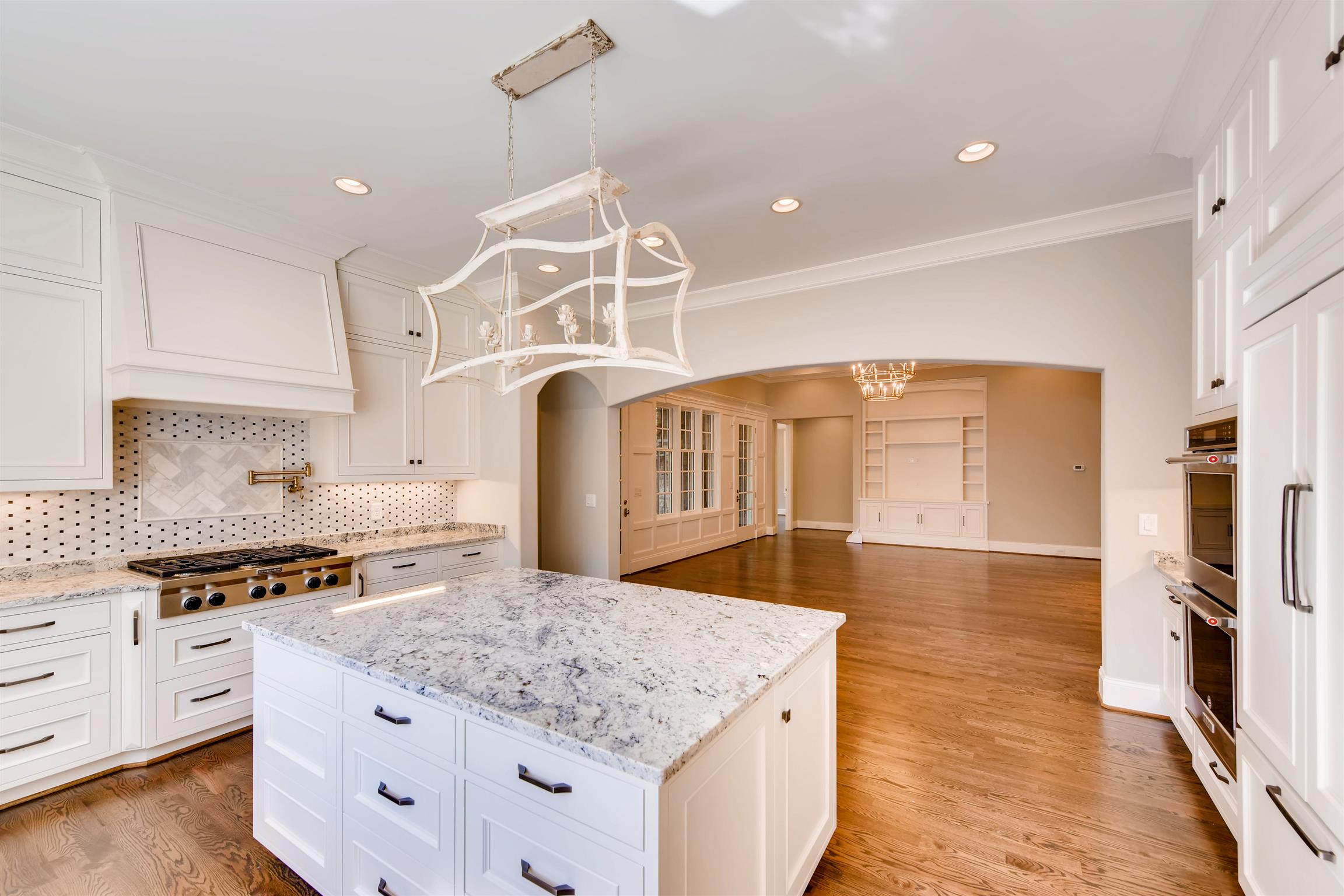 2811 Wimbledon Road Nashville, TN 37215 - Photo 9 of 30 Gallery Image 9