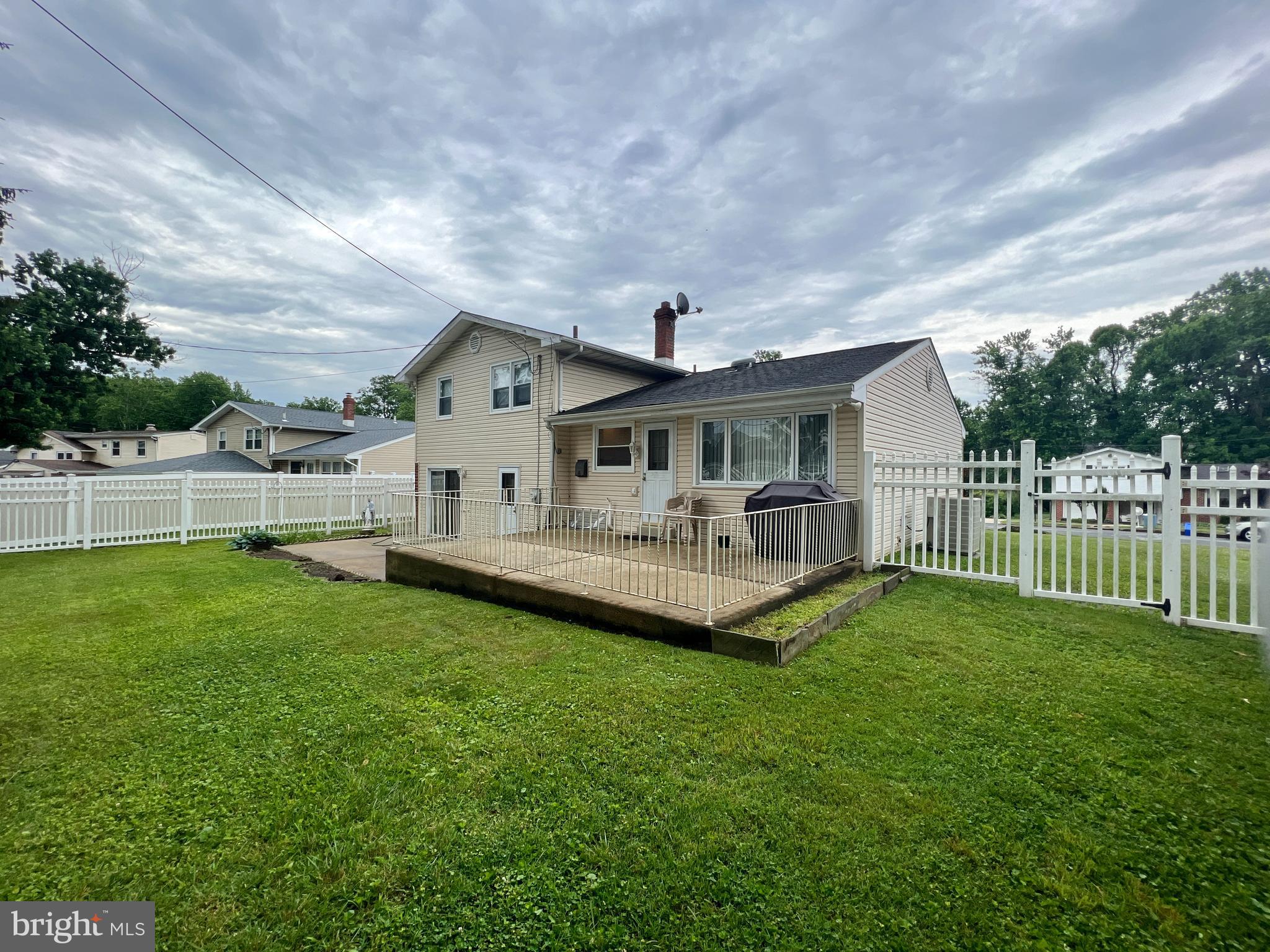 123 Greycourt Road Philadelphia, PA 19115 - Photo 7 of 53 Gallery Image 7