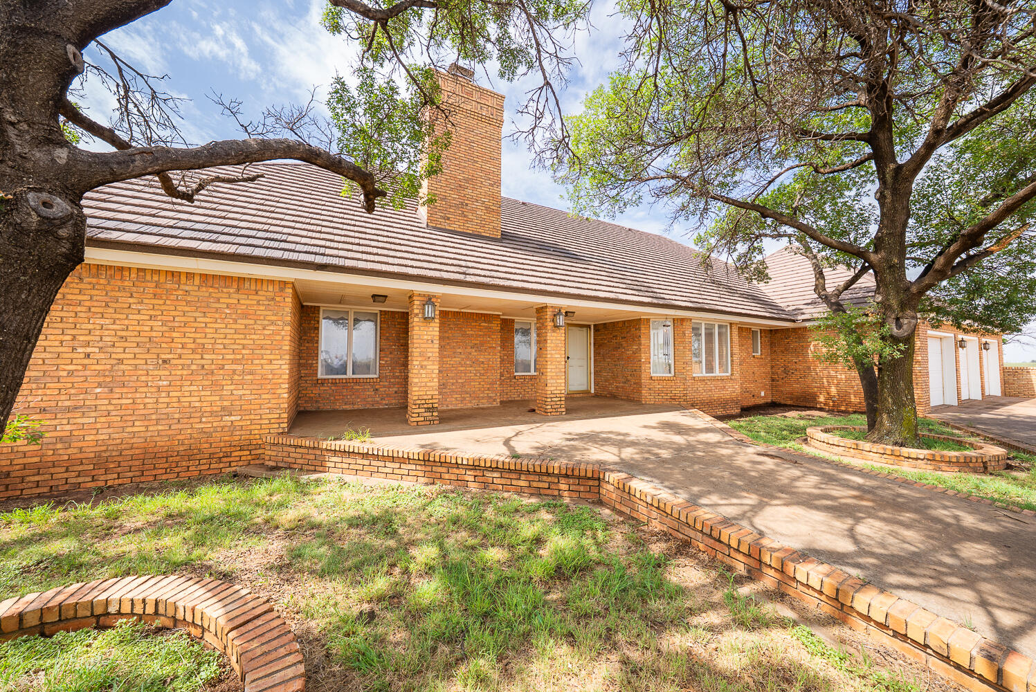 2210 West Division Street Slaton, TX 79364 - Photo 28 of 31 DSC00946