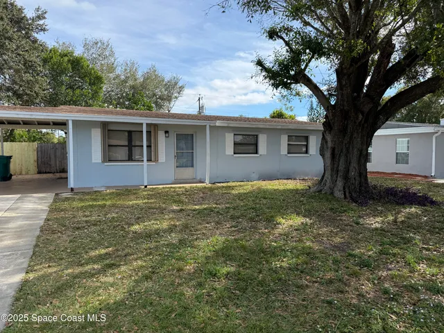 $1,800 | 4303 Yorkshire Drive, Melbourne, FL 32935