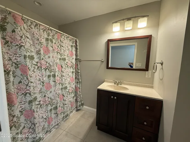 $1,800 | 4303 Yorkshire Drive, Melbourne, FL 32935