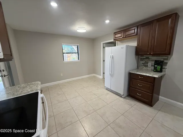 $1,800 | 4303 Yorkshire Drive, Melbourne, FL 32935