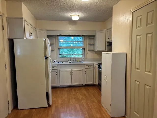 $170,000 | 507 North Kimball Avenue, Excelsior Springs, MO 64024