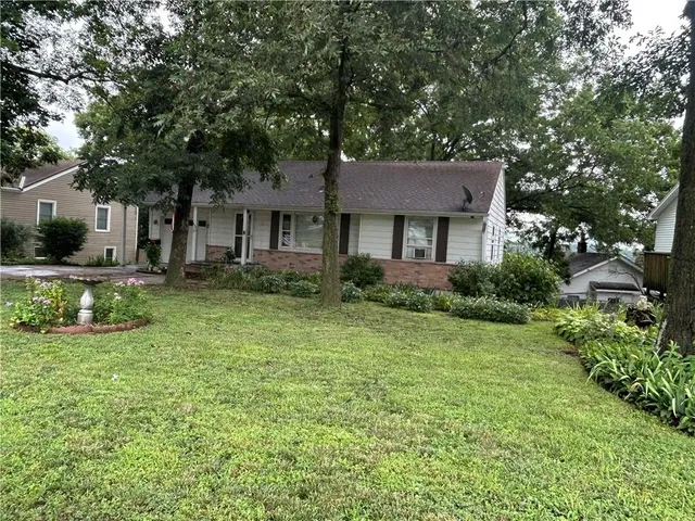 $170,000 | 507 North Kimball Avenue, Excelsior Springs, MO 64024