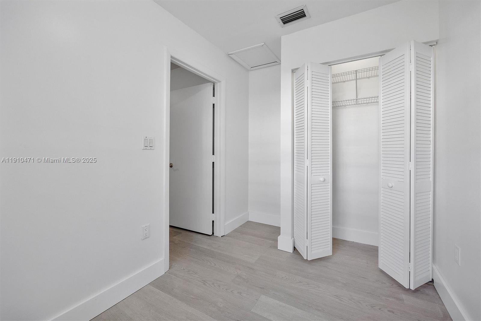 11111 Southwest 78th Court Pinecrest, FL 33156 - Photo 17 of 36