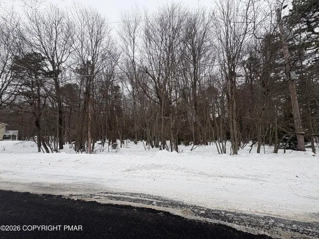 $18,000 | 824 Road Pocono Summit, Pocono Summit, PA 18346