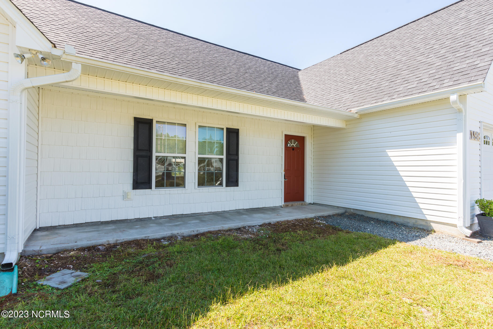 198 Folkstone Road Holly Ridge, NC 28445 - Photo 3 of 55 198 Folkstone Rd-8