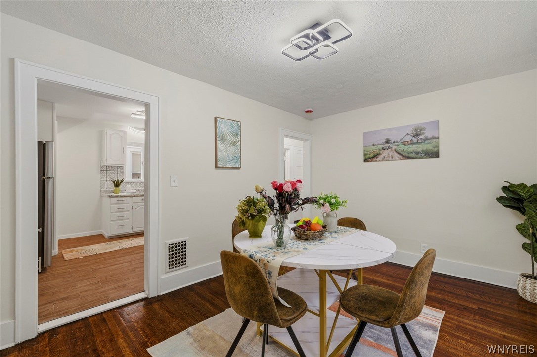 102 Rosedale Street Buffalo, NY 14207 - Photo 12 of 36