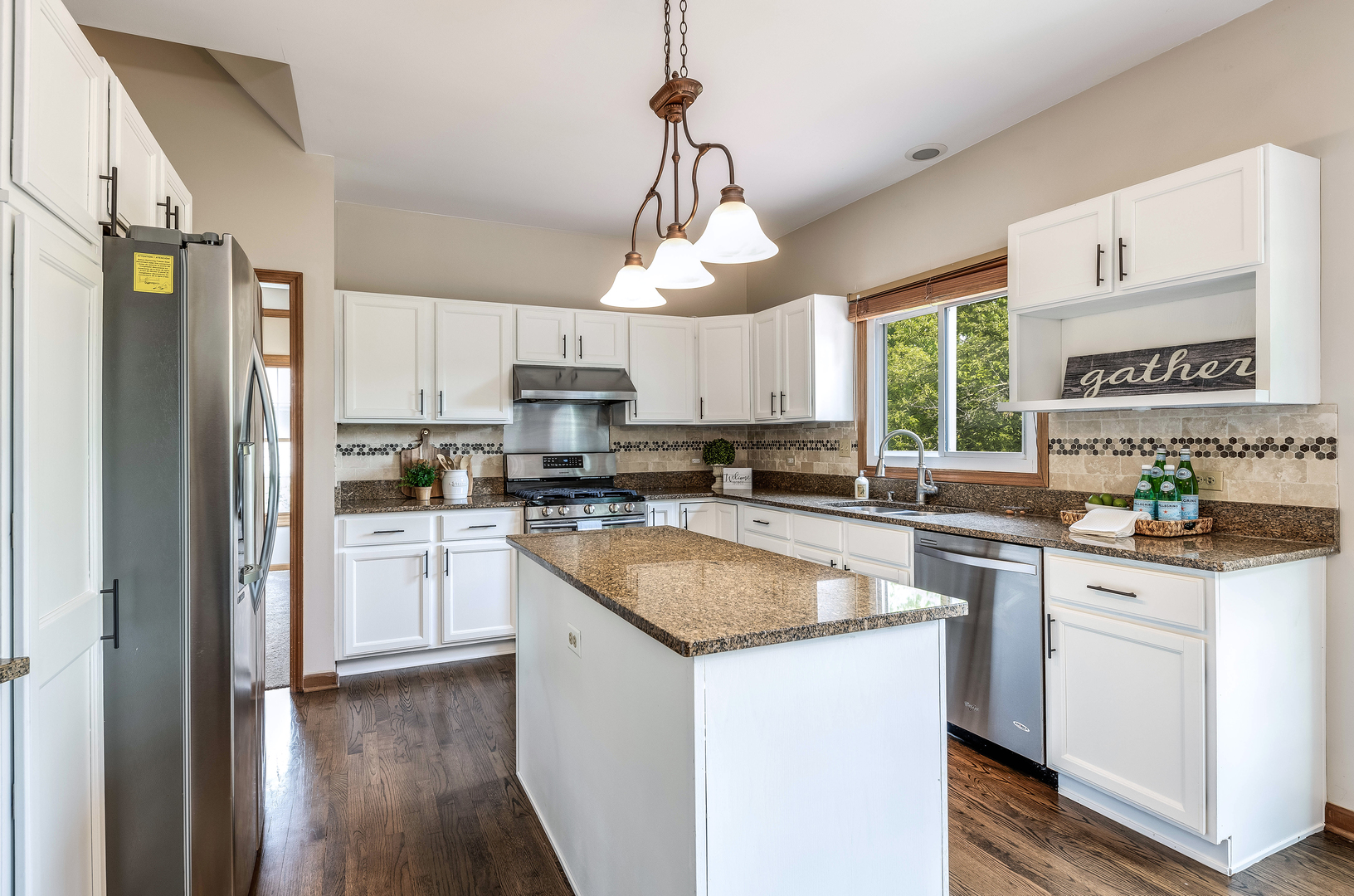 2312 Wild Timothy Road Naperville, IL 60564 - Photo 12 of 33