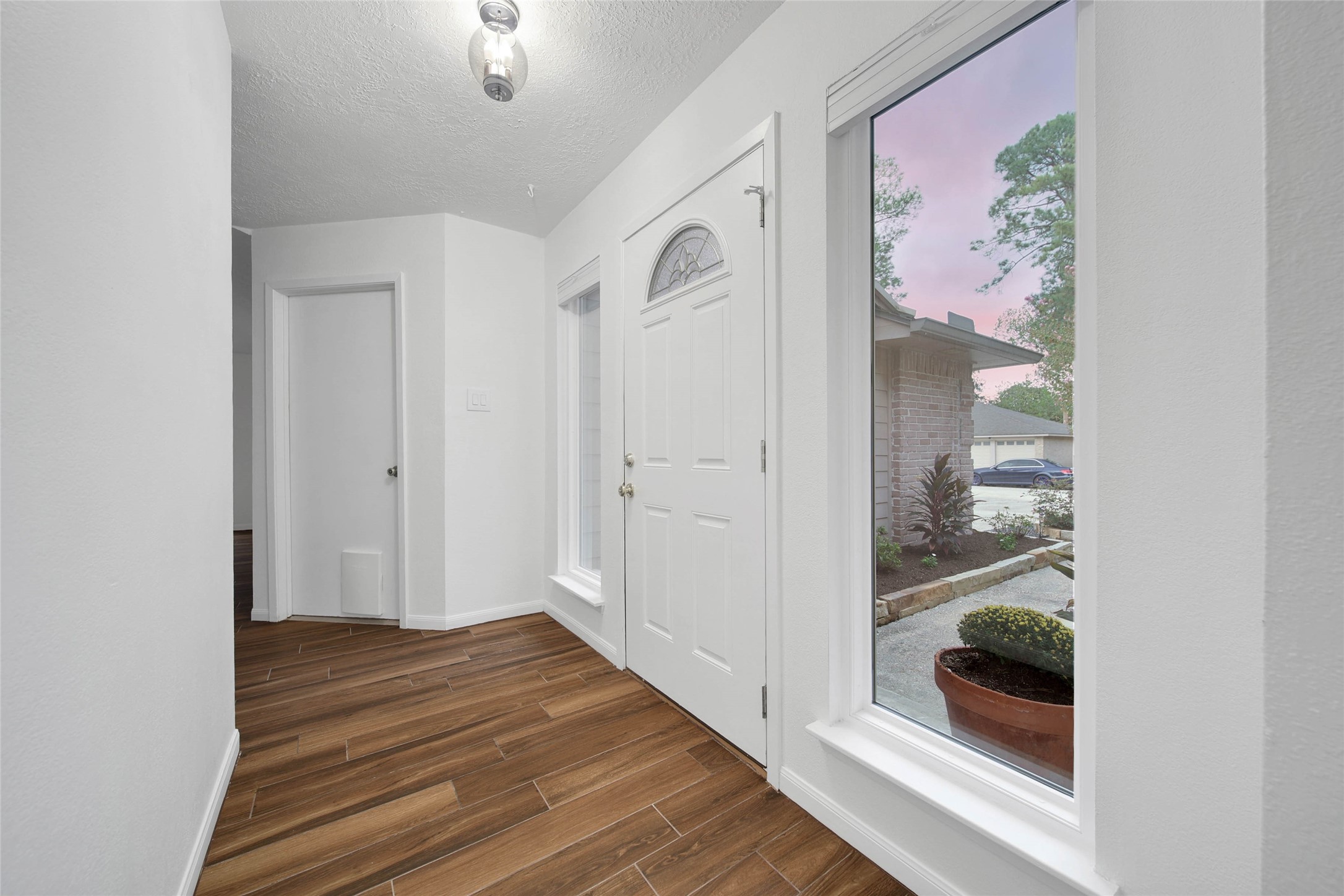 4714 Towermont Lane Spring, TX 77388 - Photo 6 of 30 Gallery Image 6