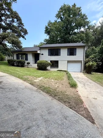 $1,700 | 107 Stanley Terrace, Warner Robins, GA 31088
