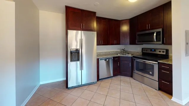 $1,300 | 6341 West Belmont Avenue, Unit 2R, Chicago, IL 60634