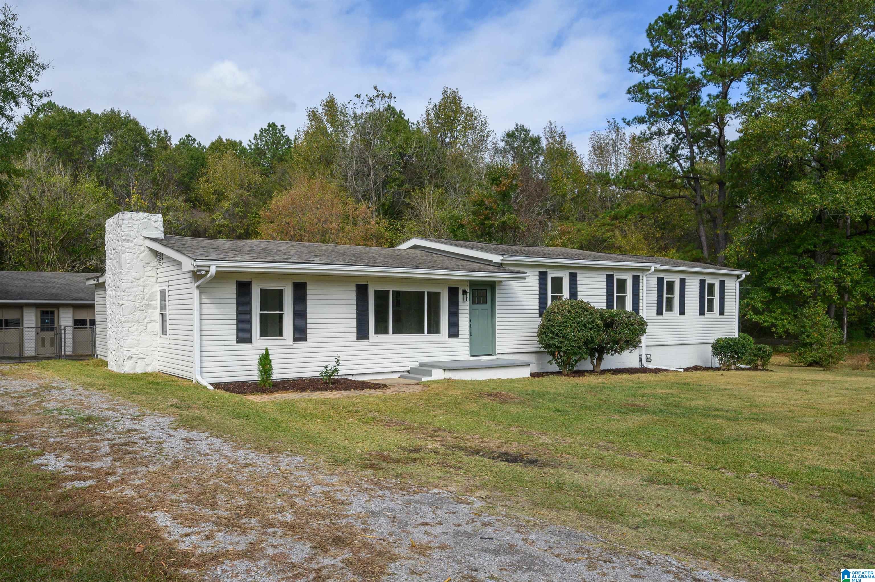 8188 Hopewell Road Bessemer, AL 35022 - Photo 2 of 42