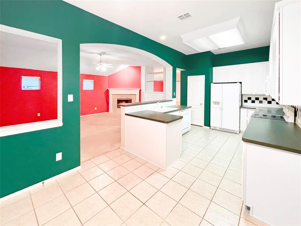 2712 Hereford Road Denton, TX 76210 - Photo 16 of 36