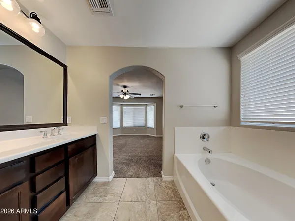 $400,000 | 5426 South 30th Glen, Phoenix, AZ 85041