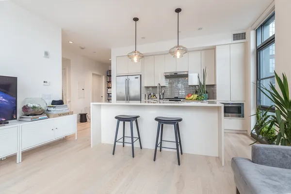 $5,000 | 32 Traveler Street, Unit 601, Boston, MA 02118