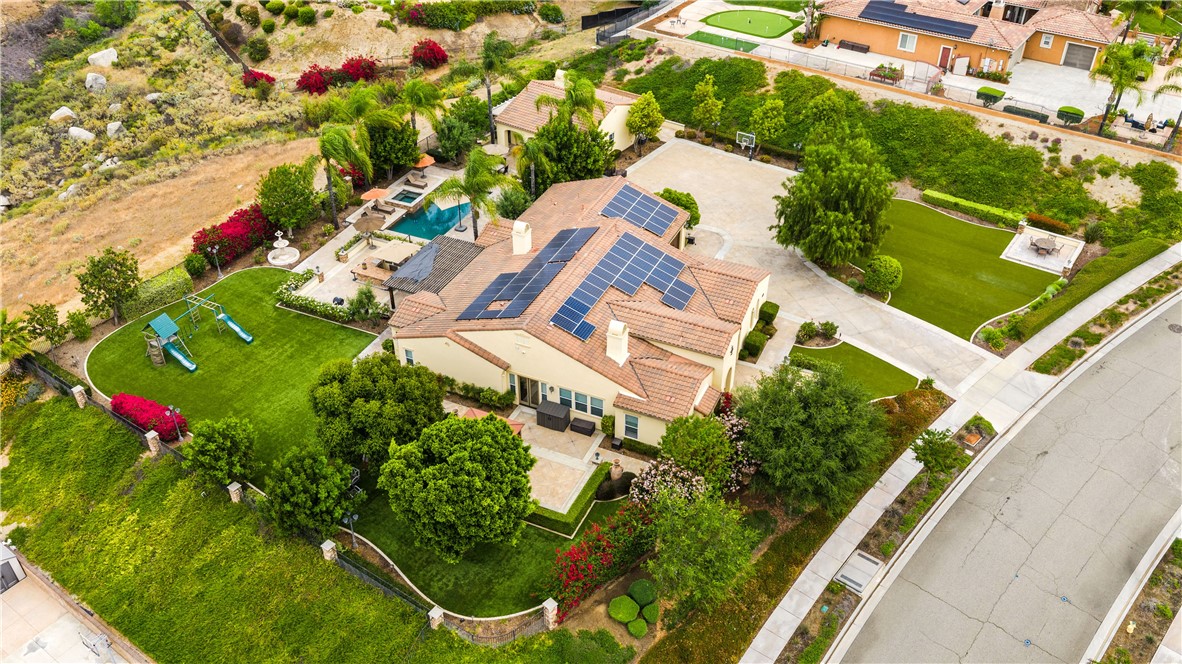 689 Crystal Mountain Circle Riverside, CA 92506 - Photo 5 of 74 Aeriel Left
