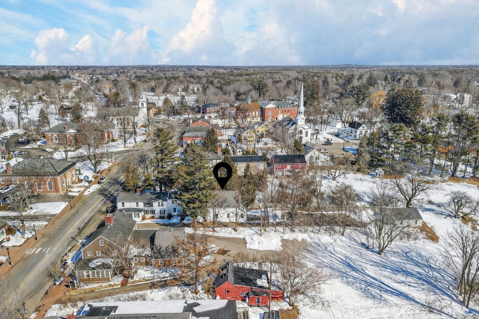 93 Main Street, Unit A Kennebunk, ME 04043 - Photo 4 of 23 93 A Main Street