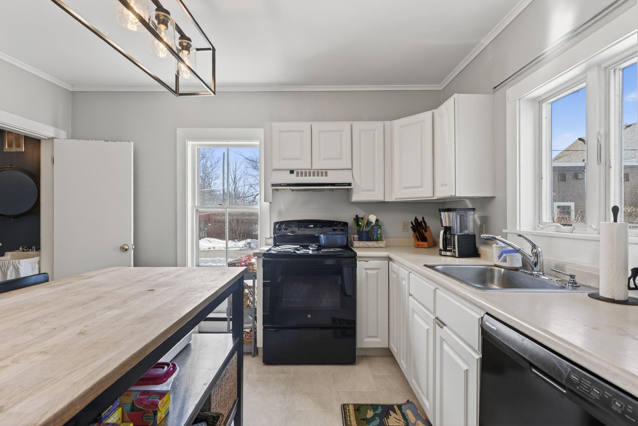 93 Main Street, Unit A Kennebunk, ME 04043 - Photo 10 of 23 93 A Main Street