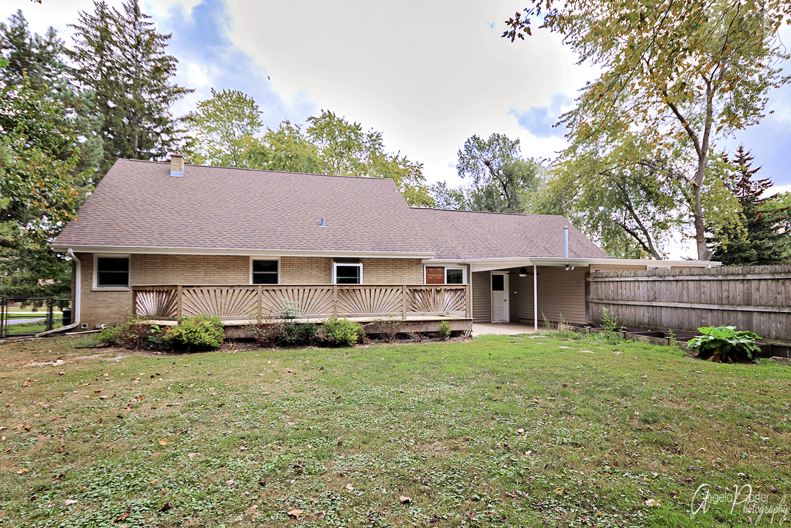 39240 North Winchester Road Wadsworth, IL 60083 - Photo 28 of 28 a view of a house with a yard and plants