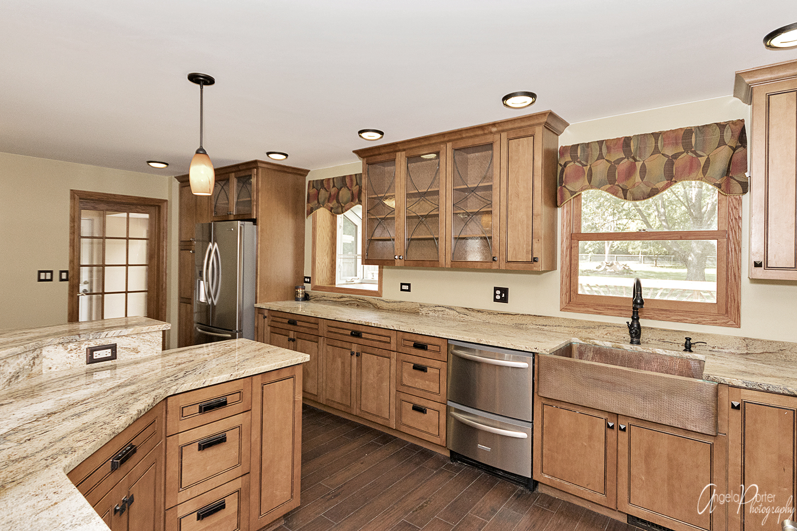 39240 North Winchester Road Wadsworth, IL 60083 - Photo 7 of 28 a spacious kitchen with stainless steel appliances a sink stove and cabinets